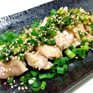 蒸し鶏もも肉のネギがけ(ソンユーチー)